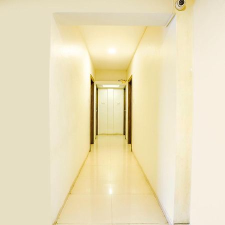 Отель Fabexpress Kuber - Nr Apmc Vashi, Нави Мумбаи Экстерьер фото